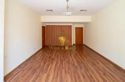 Apartment - 1 Bedroom - 2 Bathrooms for rent in Maple 2 - Emirates Gardens 2 - Jumeirah Village Circle - Dubai