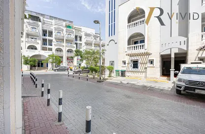 Apartment - 1 Bedroom - 2 Bathrooms for rent in Autumn - Seasons Community - Jumeirah Village Circle - Dubai