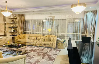 Apartment - 3 Bedrooms - 4 Bathrooms for sale in Al Taawun - Sharjah