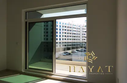 Apartment - 1 Bedroom - 1 Bathroom for sale in Topaz Residences - Dubai Silicon Oasis - Dubai