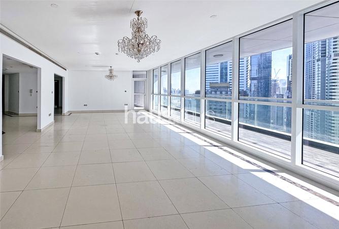 Apartment - 3 Bedrooms - 4 Bathrooms for sale in 23 Marina - Dubai Marina - Dubai