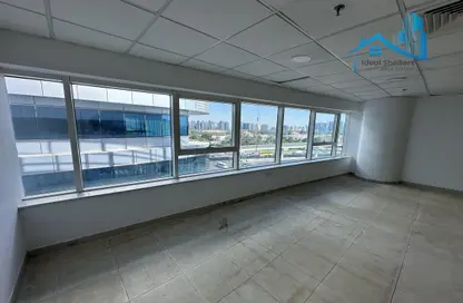 Office Space - Studio - 1 Bathroom for rent in Hamsah A - Al Karama - Dubai