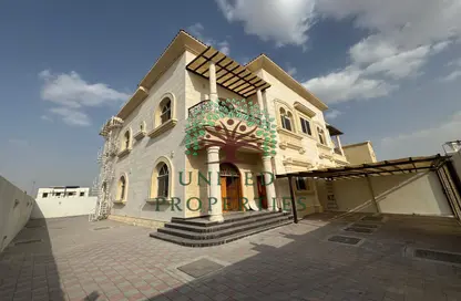 Villa - 5 Bedrooms - 7 Bathrooms for rent in Hoshi - Al Badie - Sharjah