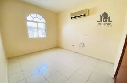 Apartment - 3 Bedrooms - 3 Bathrooms for rent in Civic Center - Al Jimi - Al Ain