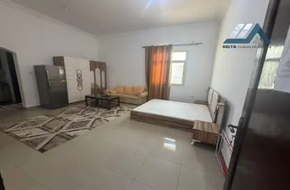 Apartment - 1 Bathroom for rent in Shakhbout City - Abu Dhabi