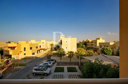 Townhouse - 5 Bedrooms - 6 Bathrooms for rent in Yasmin Community - Al Raha Gardens - Abu Dhabi