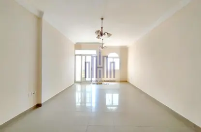 Apartment - 2 Bedrooms - 2 Bathrooms for rent in Hajar Building - Muwaileh Commercial - Sharjah