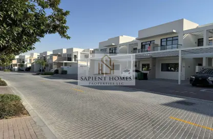 Townhouse - 4 Bedrooms - 3 Bathrooms for rent in Calero - DAMAC Hills - Dubai