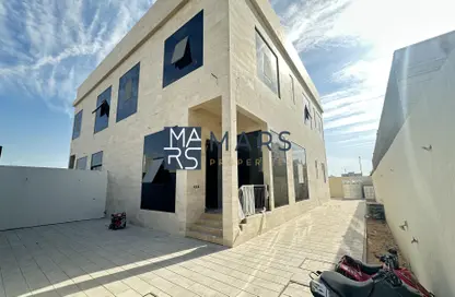 Villa - 3 Bedrooms - 5 Bathrooms for rent in Hoshi 2 - Hoshi - Al Badie - Sharjah