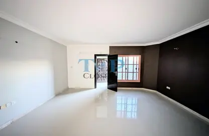 Apartment - 3 Bedrooms - 2 Bathrooms for rent in Al Kewaitat - Central District - Al Ain