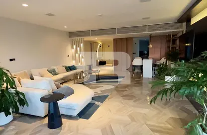 Penthouse - 4 Bedrooms - 5 Bathrooms for sale in FIVE Palm Jumeirah - Palm Jumeirah - Dubai