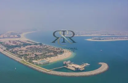 Apartment - 4 Bedrooms - 4 Bathrooms for sale in Beach Vista - EMAAR Beachfront - Dubai Harbour - Dubai