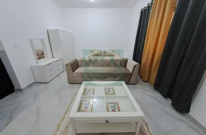 Apartment - 1 Bathroom for rent in Shakhbout City - Abu Dhabi