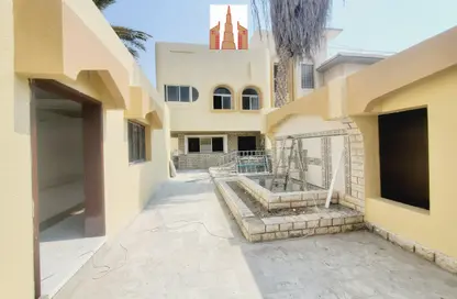 Townhouse - 3 Bedrooms - 4 Bathrooms for rent in Al Ghafia - Al Riqqa - Sharjah