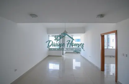 Apartment - 1 Bedroom - 2 Bathrooms for rent in Ocean Heights - Dubai Marina - Dubai