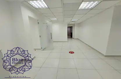 Office Space - Studio - 1 Bathroom for rent in Blue Tower - Sheikh Zayed Road - Dubai