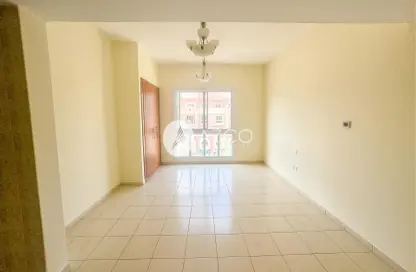 Apartment - 1 Bathroom for rent in Mulberry 2 - Emirates Gardens 2 - Jumeirah Village Circle - Dubai