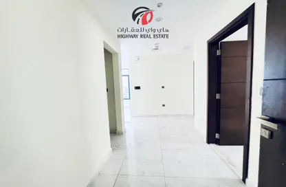 Apartment - 2 Bedrooms - 3 Bathrooms for rent in Amna House - Al Garhoud - Dubai