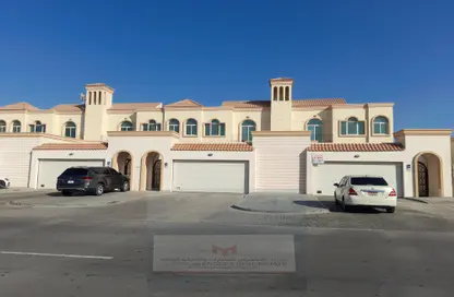 Villa - 4 Bedrooms - 4 Bathrooms for rent in Mohamed Bin Zayed Centre - Mohamed Bin Zayed City - Abu Dhabi