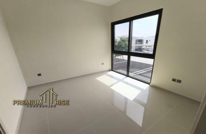 Townhouse - 3 Bedrooms - 5 Bathrooms for rent in Odora - Damac Hills 2 - Dubai