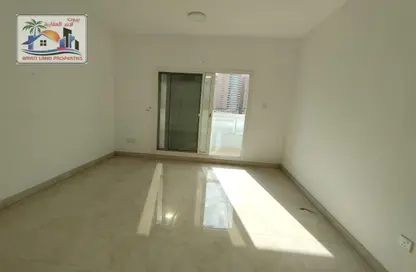 Apartment - 3 Bedrooms - 3 Bathrooms for rent in Al Murjan Tower - Al Majaz 2 - Al Majaz - Sharjah