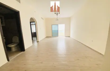 Apartment - 1 Bedroom - 2 Bathrooms for rent in Muwaileh 3 Building - Muwaileh - Sharjah