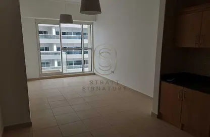 Apartment - 1 Bedroom - 1 Bathroom for sale in Mayfair Residency - Business Bay - Dubai