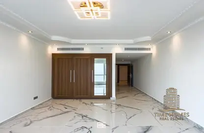 Apartment - 2 Bedrooms - 4 Bathrooms for rent in Lake Point Tower - JLT Cluster N - Jumeirah Lake Towers - Dubai