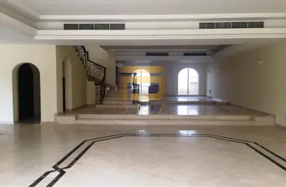 Villa - 4 Bedrooms - 6 Bathrooms for rent in Mirdif - Dubai