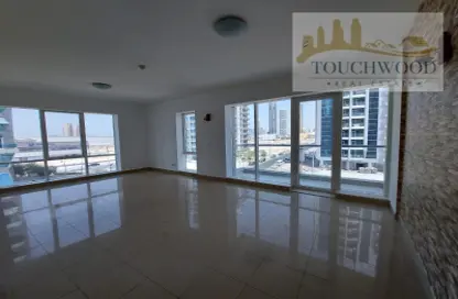 Apartment - 2 Bedrooms - 2 Bathrooms for sale in Golf Tower - Dubai Sports City - Dubai