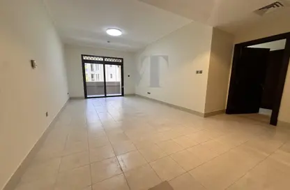 Apartment - 1 Bedroom - 1 Bathroom for rent in Yansoon 2 - Yansoon - Old Town - Dubai