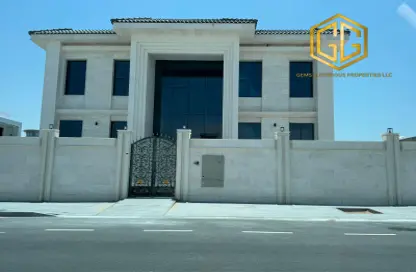 Villa - 5 Bedrooms - 6 Bathrooms for rent in Nad Al Sheba 2 - Nad Al Sheba - Dubai