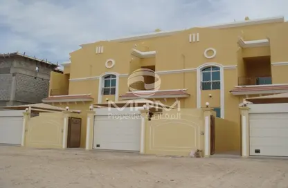 Villa - 5 Bedrooms - 5 Bathrooms for rent in Mohamed Bin Zayed City Villas - Mohamed Bin Zayed City - Abu Dhabi