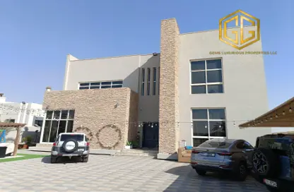 Villa - 5 Bedrooms - 6 Bathrooms for rent in Um Nahad Third - Dubai Land - Dubai