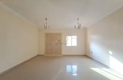 Apartment - 1 Bathroom for rent in Al Hafeet Tower 8 - Al Nahda - Sharjah