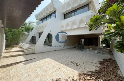 Villa - 5 Bedrooms - 6 Bathrooms for rent in Cornich Al Khalidiya - Al Khalidiya - Abu Dhabi