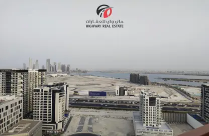 Apartment - 3 Bedrooms - 3 Bathrooms for rent in Binghatti Avenue - Al Jaddaf - Dubai