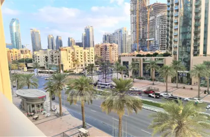 Apartment - 1 Bedroom - 1 Bathroom for sale in Boulevard Central Towers - Downtown Dubai - Dubai