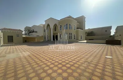 Villa - 6 Bedrooms - 6 Bathrooms for rent in Mohamed Bin Zayed Centre - Mohamed Bin Zayed City - Abu Dhabi