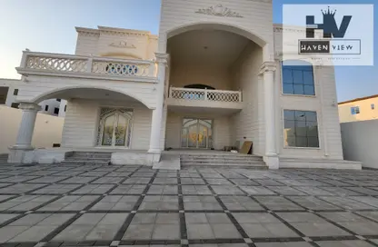 Villa - 6 Bedrooms for rent in Madinat Al Riyad - Abu Dhabi