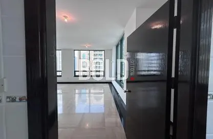 Apartment - 3 Bedrooms - 4 Bathrooms for rent in Hamdan Street - Abu Dhabi