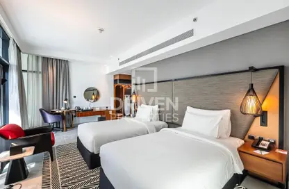 Apartment - Studio - 1 Bathroom for sale in Dolphin Tower - Business Bay - Dubai