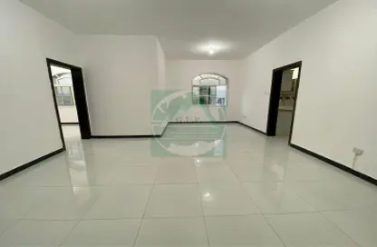 Apartment - 2 Bedrooms - 2 Bathrooms for rent in Khalifa City A Villas - Khalifa City A - Khalifa City - Abu Dhabi