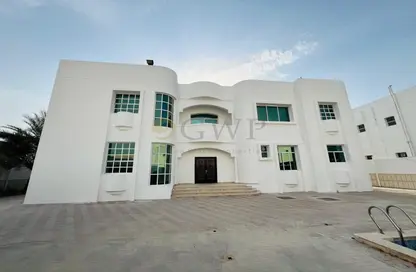 Villa - 5 Bedrooms - 7 Bathrooms for rent in Al Garhoud Villas - Al Garhoud - Dubai