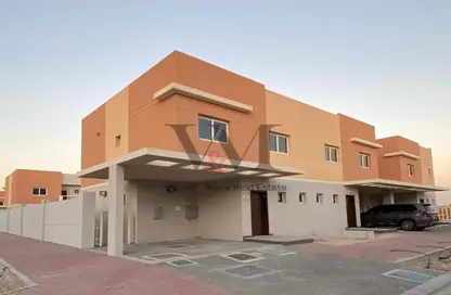 Villa - 3 Bedrooms - 4 Bathrooms for sale in Manazel Al Reef 2 - Al Samha - Abu Dhabi