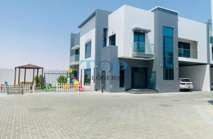 Villa - 4 Bedrooms - 6 Bathrooms for rent in Al Ain Ladies Club - Al Markhaniya - Al Ain