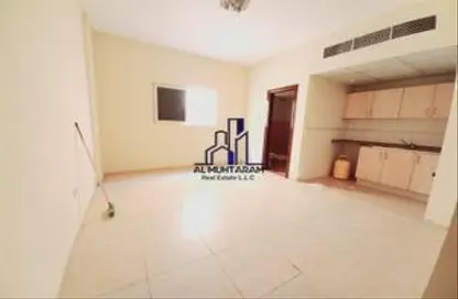 Apartment - Studio - 1 Bathroom for rent in Al Mujarrah - Al Sharq - Sharjah