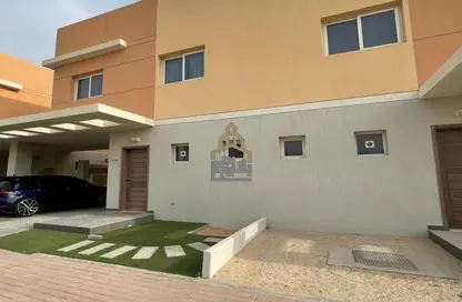 Villa - 3 Bedrooms - 4 Bathrooms for sale in Manazel Al Reef 2 - Al Samha - Abu Dhabi