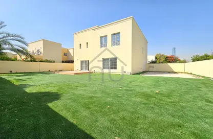 Villa - 4 Bedrooms - 4 Bathrooms for rent in Meadows 1 - Meadows - Dubai