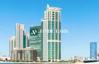 Apartment - 2 Bedrooms - 3 Bathrooms for rent in RAK Tower - Marina Square - Al Reem Island - Abu Dhabi